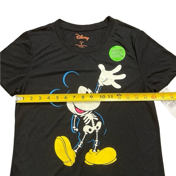 🎃 Disney Women’s Tee | Skeleton Design | Glow in the Dark | Small | Halloween - Picture 5 of 7